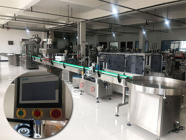 自動灌裝機械實拍圖